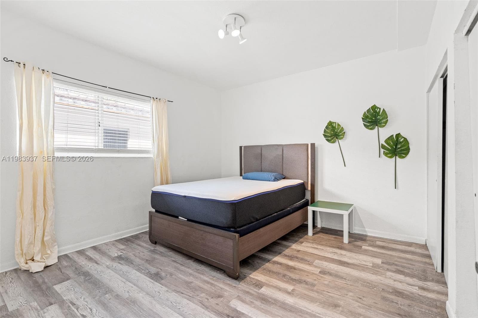 1185 Marseille Dr # 202, Miami Beach FL 33141 — 15