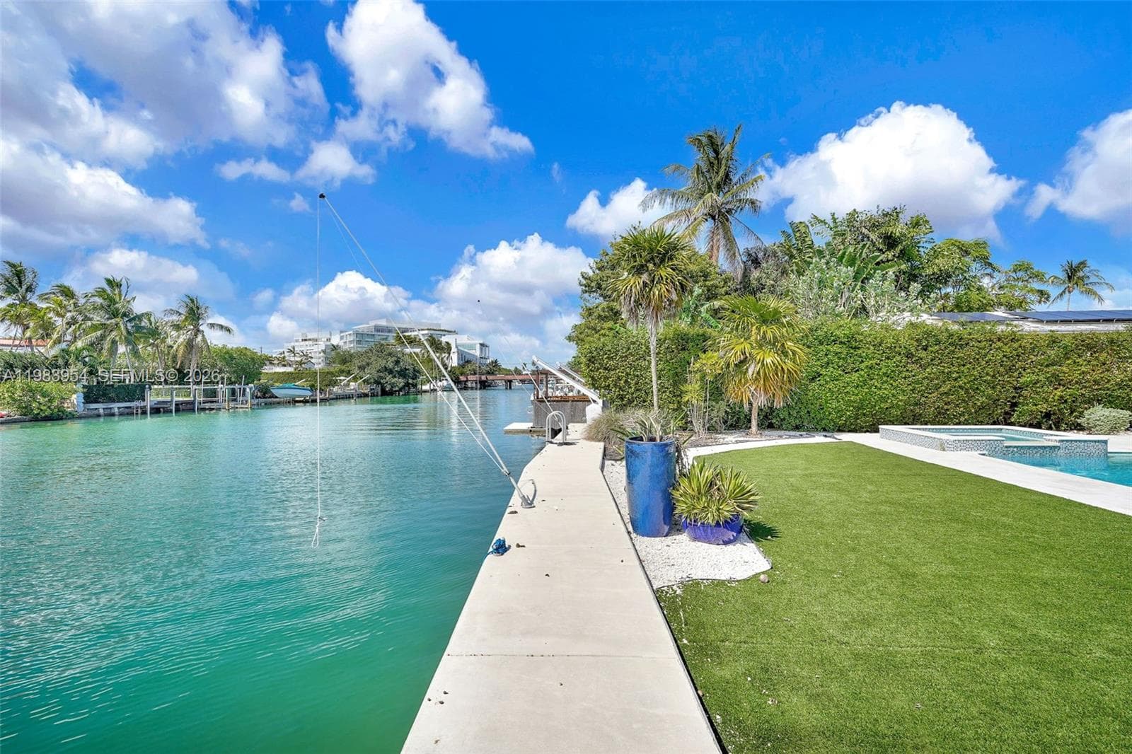 4560 Prairie Ave, Miami Beach FL 33140 — 2