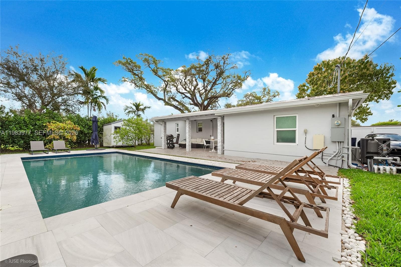 7235 SW 39th St, Miami FL 33155 — 15