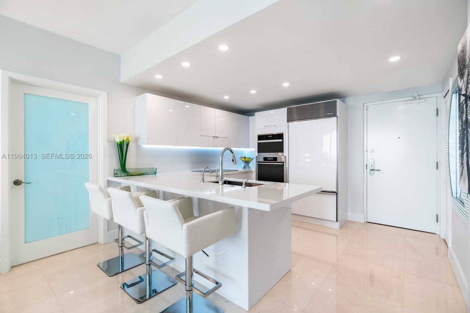 6799 Collins Ave # 1404, Miami Beach FL 33141 — 6