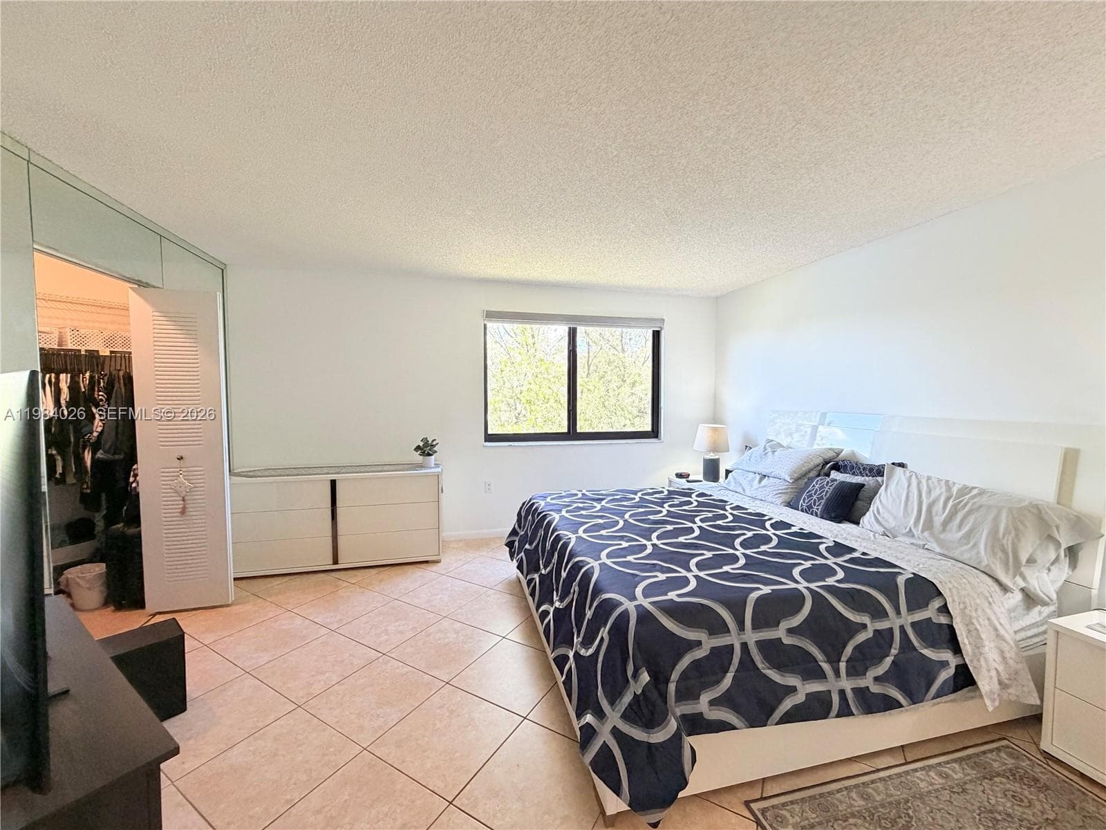 10233 NW 9 ST # 1, Miami FL 33172 — 12