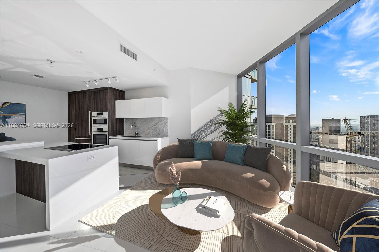 851 NE 1st Ave # 4010, Miami FL 33132 — 3