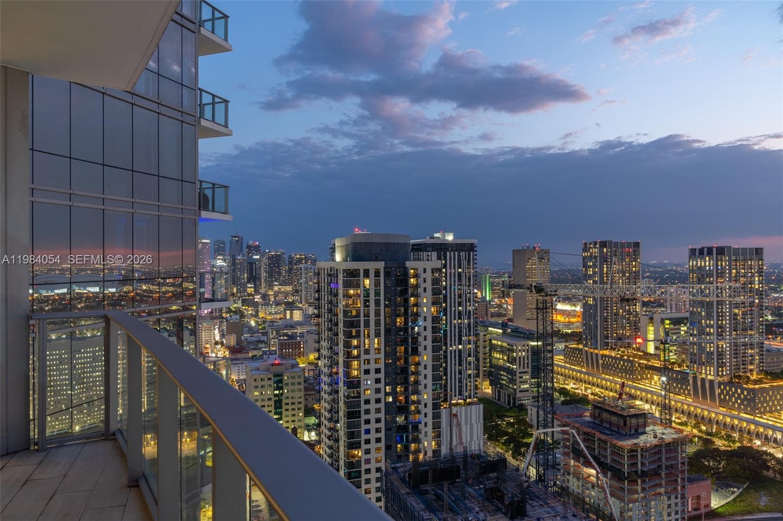 851 NE 1st Ave # 4010, Miami FL 33132 — 19