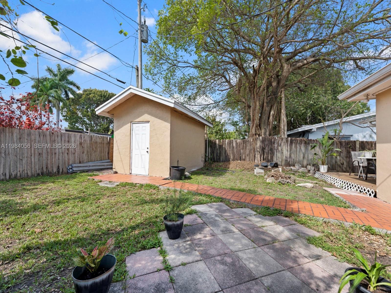 9365 Jamaica Dr, Cutler Bay FL 33189 — 26