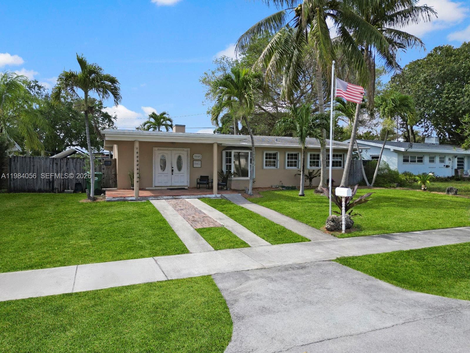 9365 Jamaica Dr, Cutler Bay FL 33189 — 1