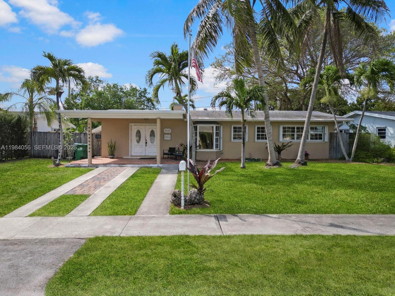 9365 Jamaica Dr, Cutler Bay FL 33189 — 31