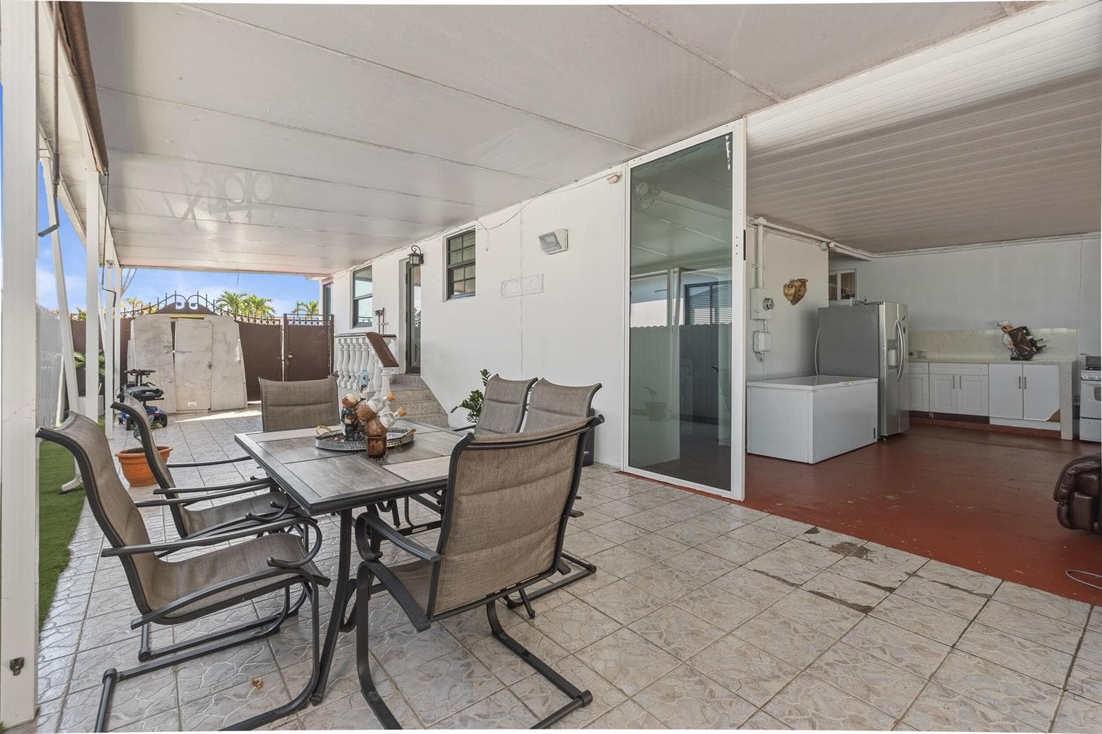 4970 E Palm Court, Hialeah FL 33013 — 29