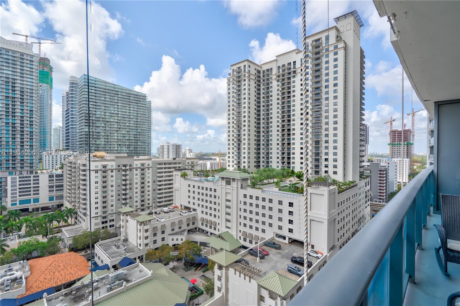 45 SW 9th St # 1405, Miami FL 33130 — 15