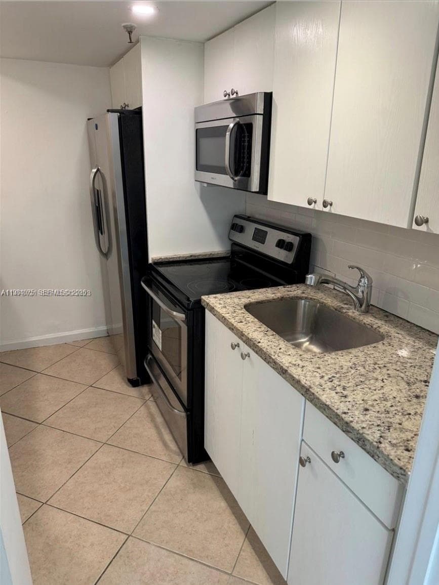 20850 San Simeon Way # 5, Miami FL 33179 — 2