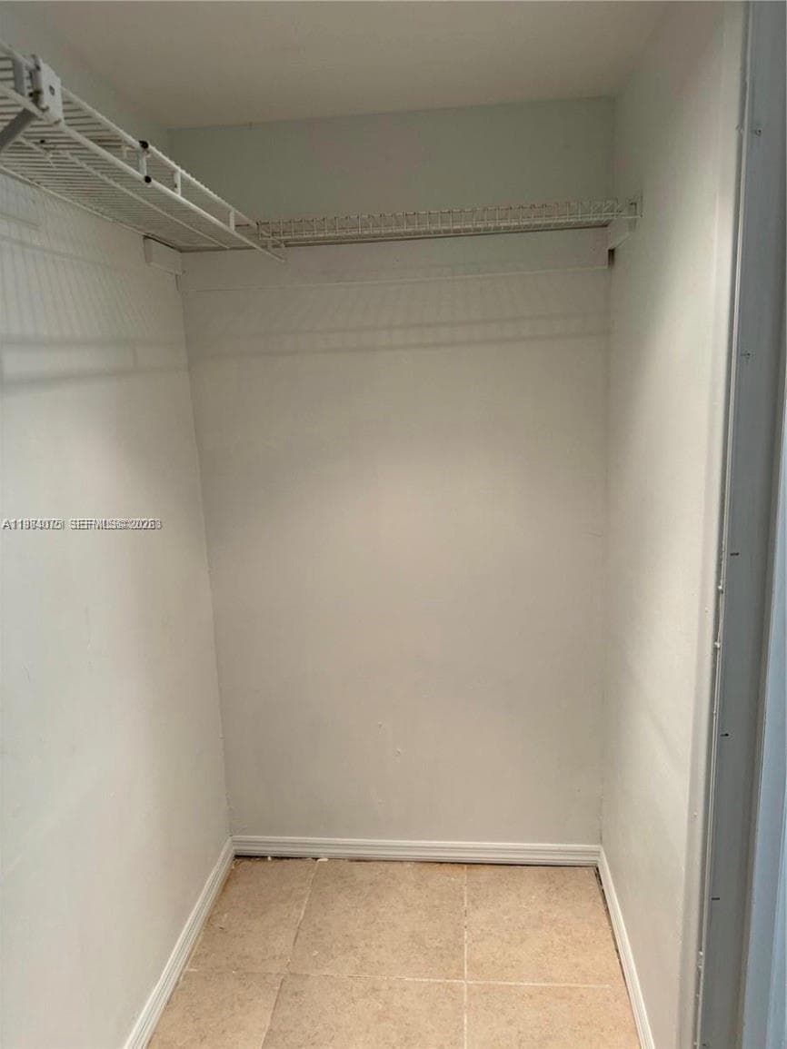 20850 San Simeon Way # 5, Miami FL 33179 — 12