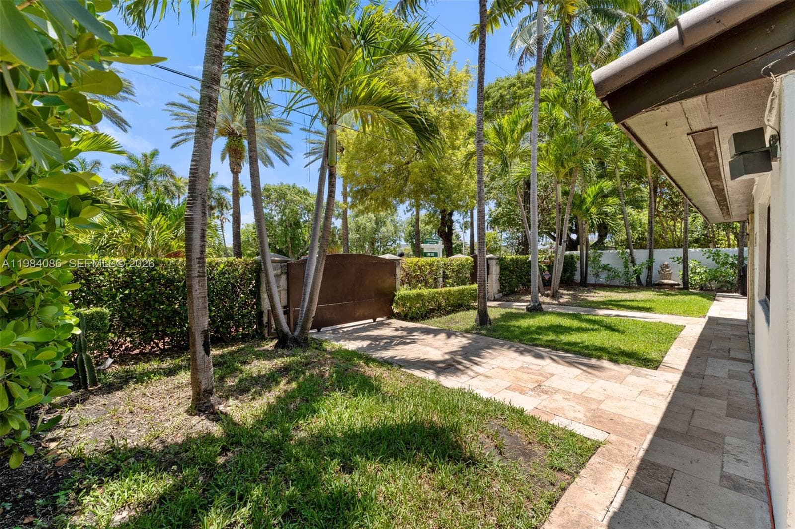 2054 Alton Rd, Miami Beach FL 33140 — 12