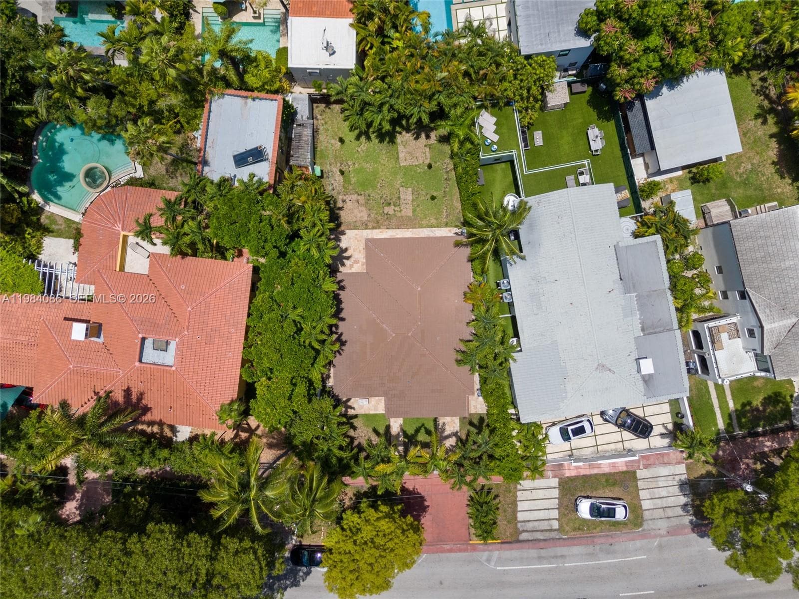2054 Alton Rd, Miami Beach FL 33140 — 28