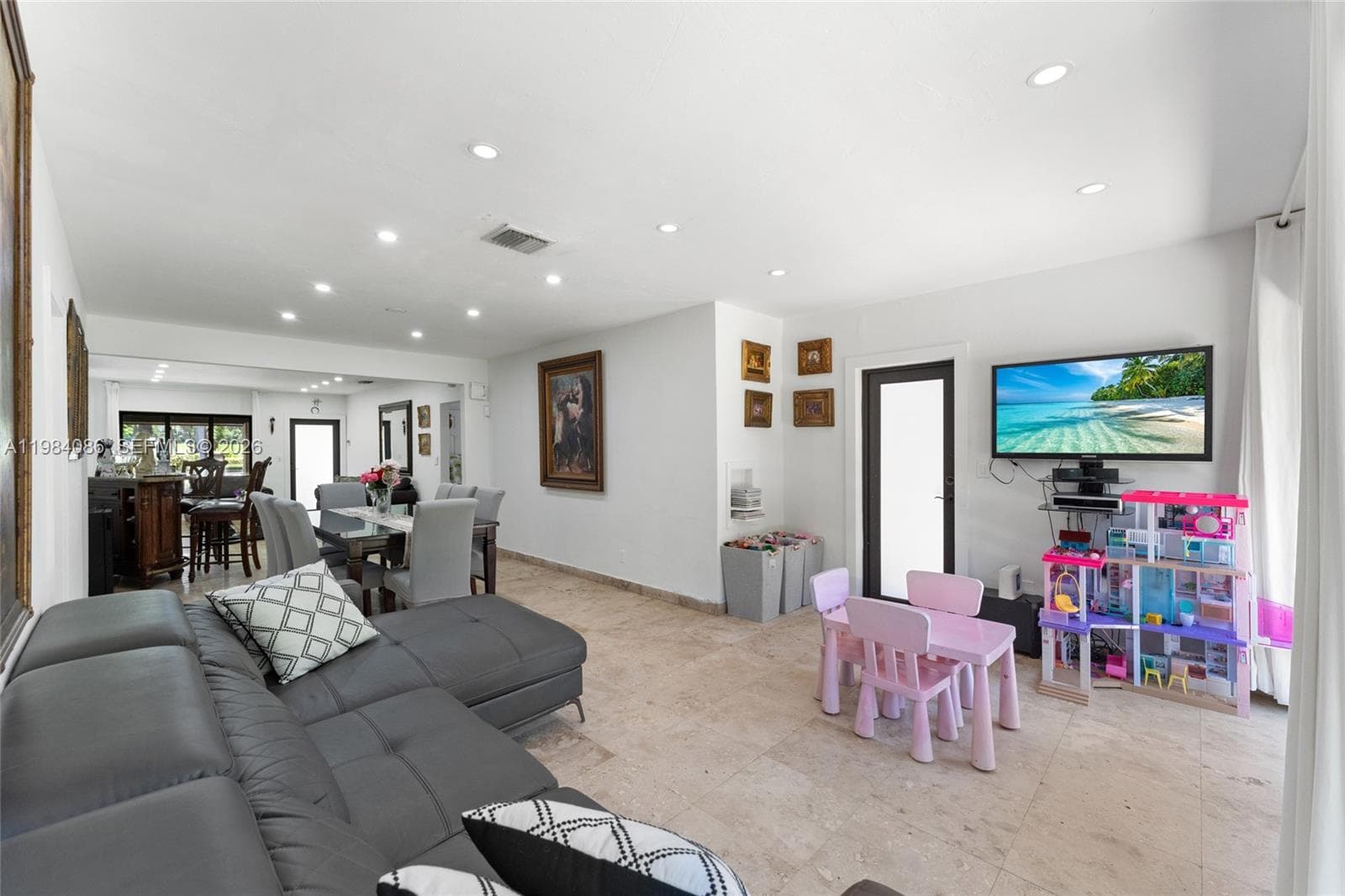 2054 Alton Rd, Miami Beach FL 33140 — 19