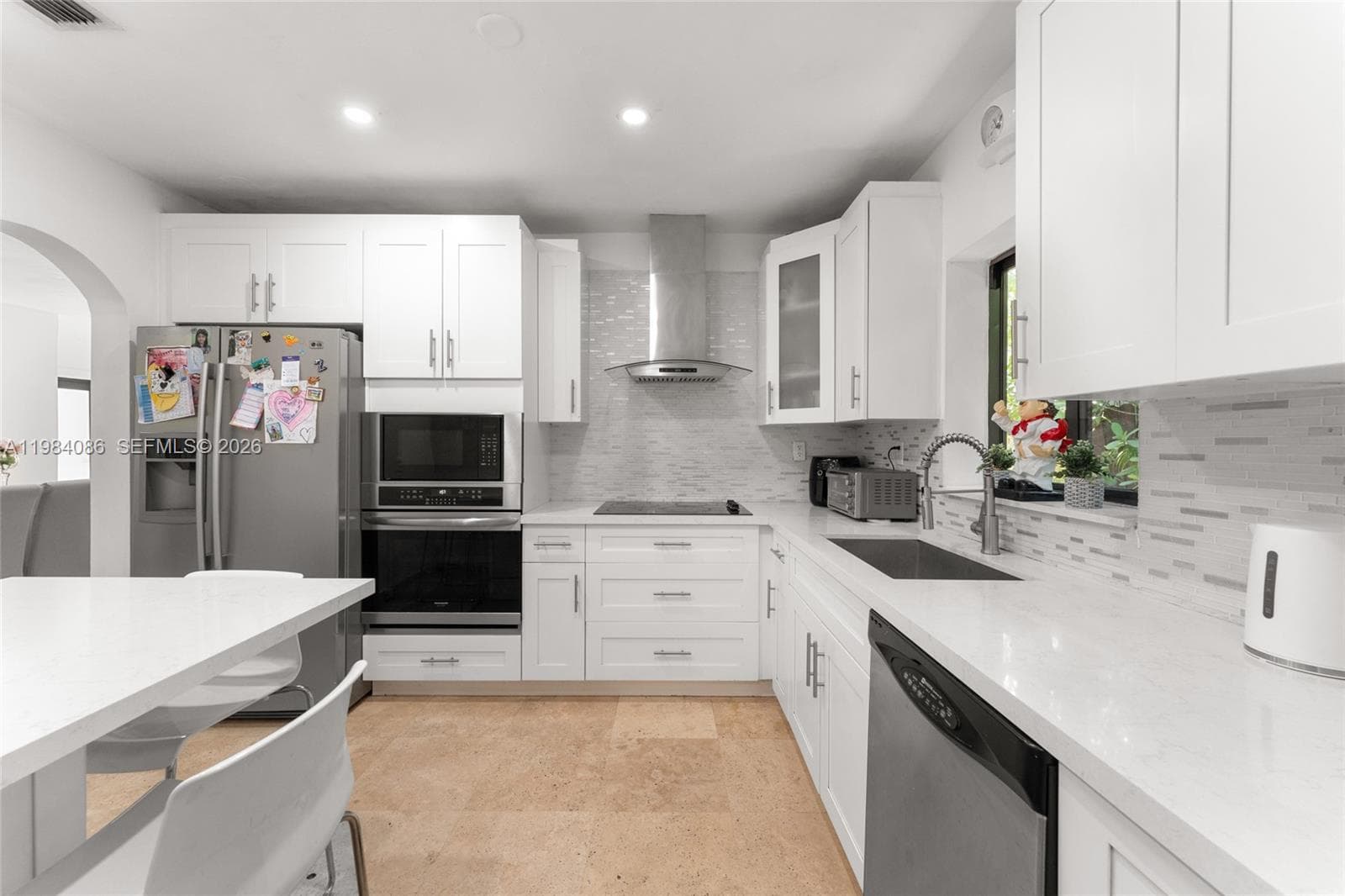 2054 Alton Rd, Miami Beach FL 33140 — 21