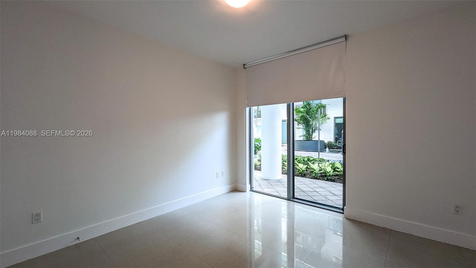 6000 Collins Ave # 111, Miami Beach FL 33140 — 12