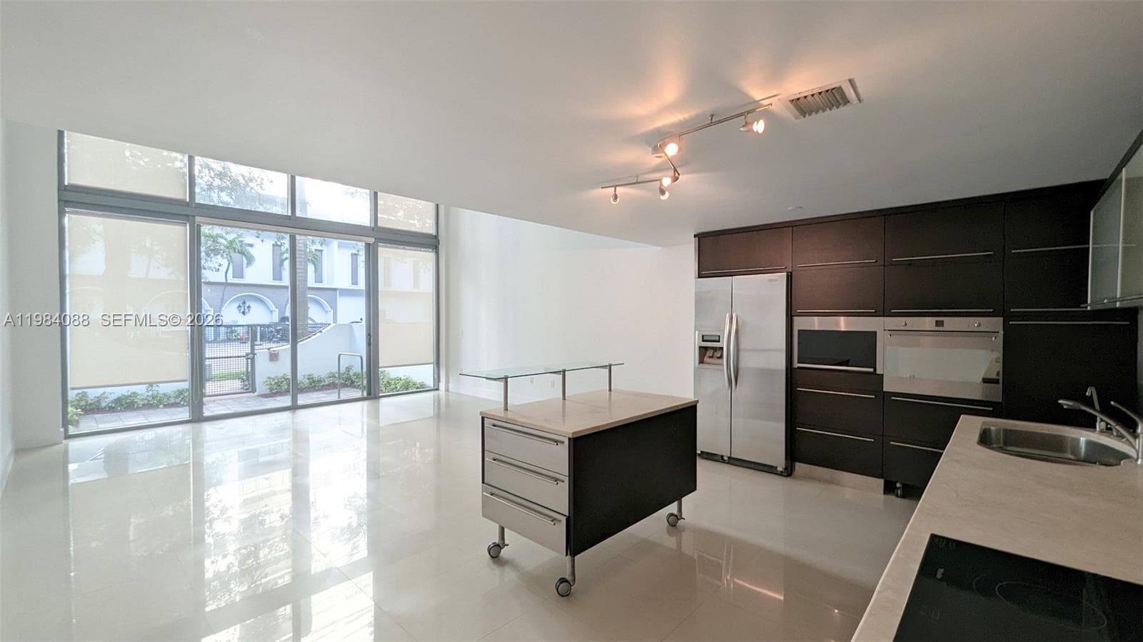 6000 Collins Ave # 111, Miami Beach FL 33140 — 5