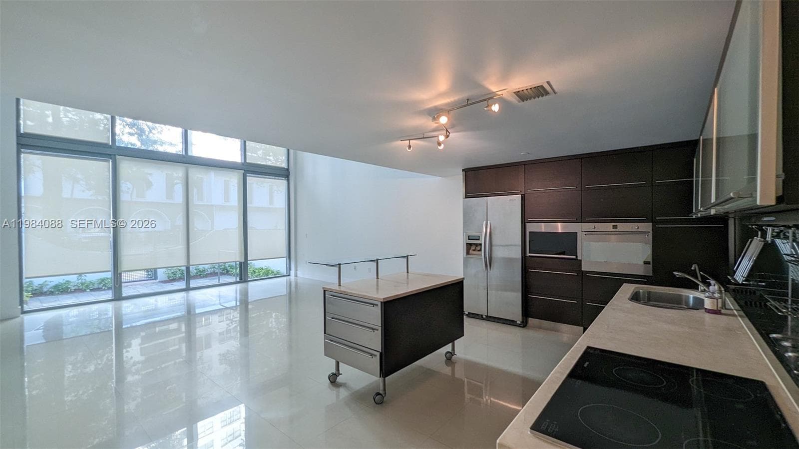 6000 Collins Ave # 111, Miami Beach FL 33140 — 4