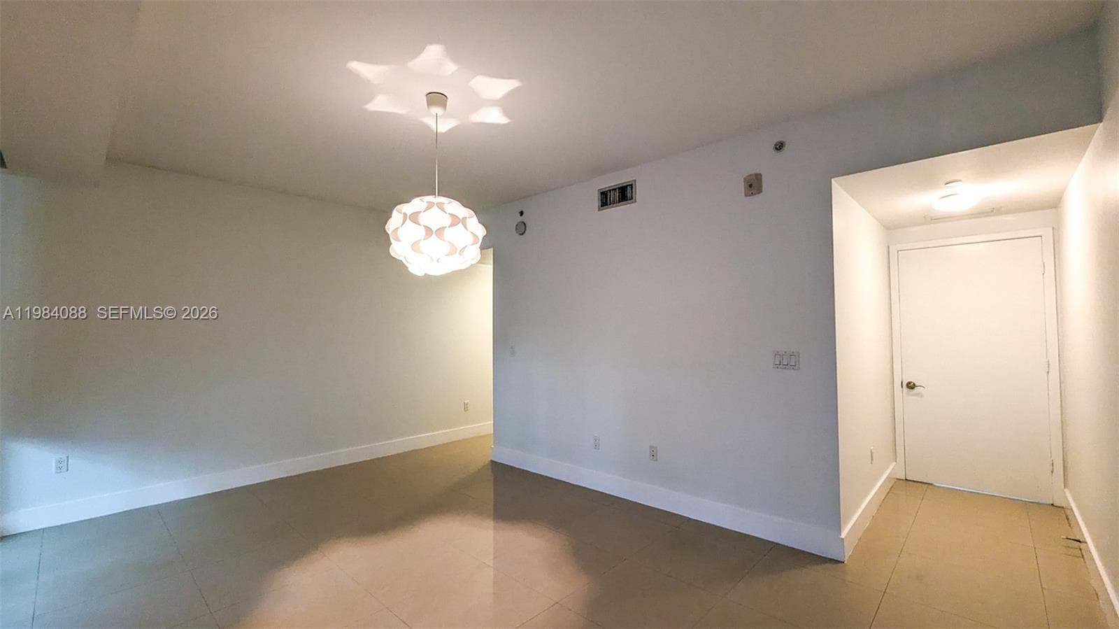 6000 Collins Ave # 111, Miami Beach FL 33140 — 25