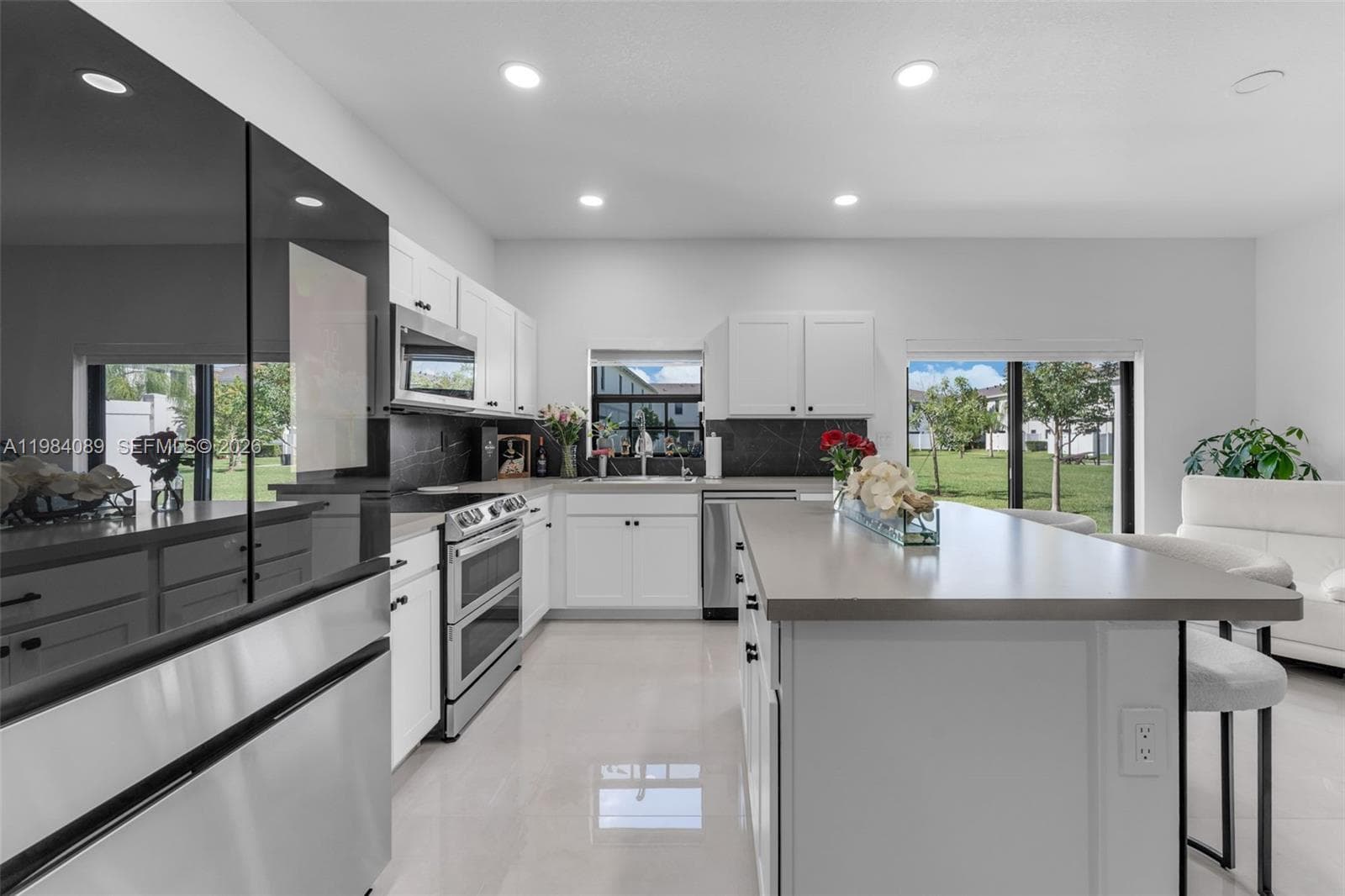 617 SW 11th St, Florida City FL 33034 — 2