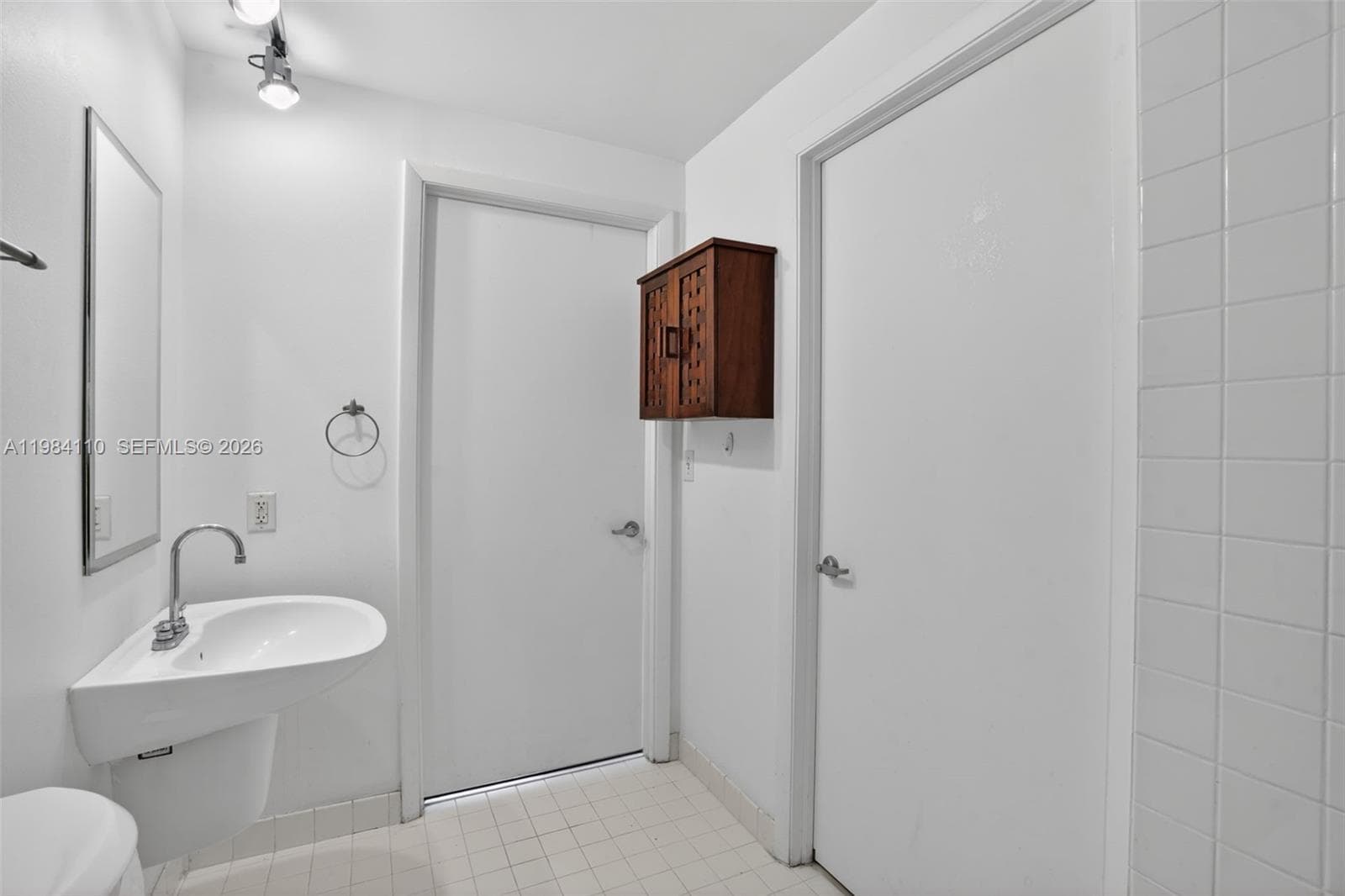 10 SW South River Dr # 708, Miami FL 33130 — 18
