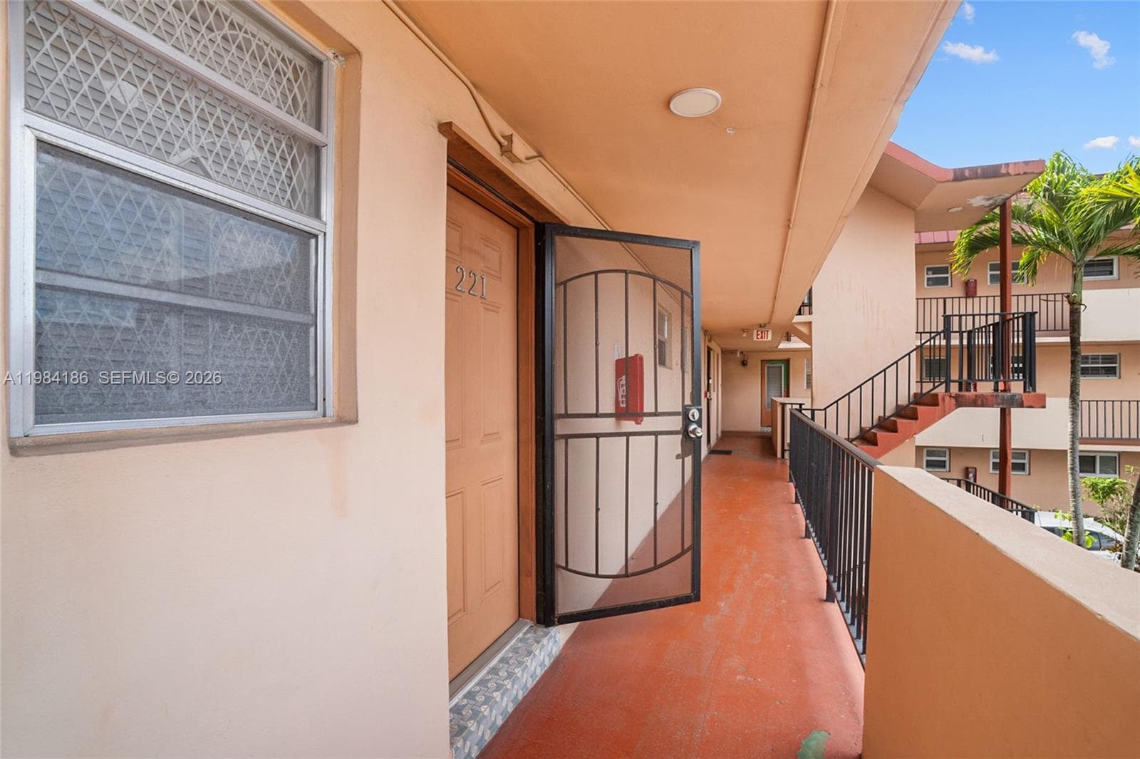 19001 NE 14th Ave # 221, Miami FL 33179 — 19
