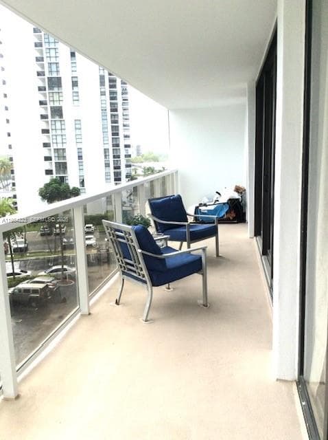 3701 N Country Club Dr # 504, Aventura FL 33180 — 17