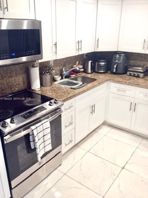 3701 N Country Club Dr # 504, Aventura FL 33180 — 3