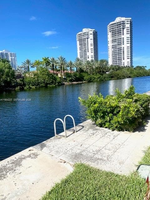 3701 N Country Club Dr # 504, Aventura FL 33180 — 66