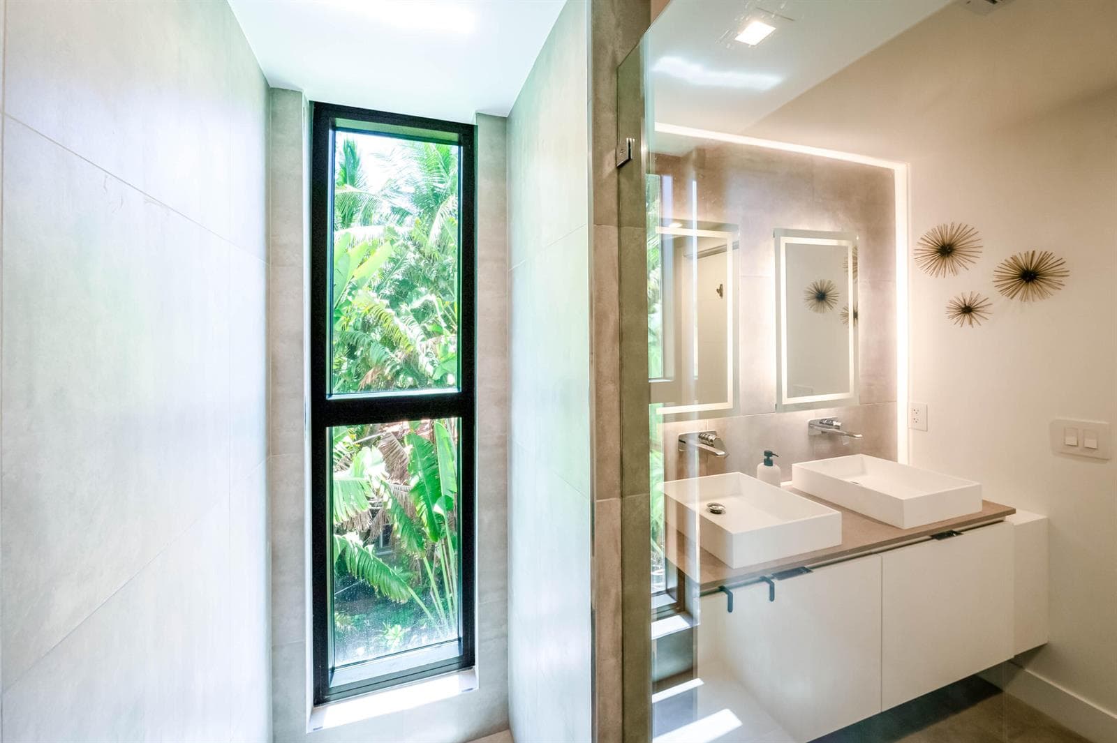 1930 Bay Drive, Miami Beach FL 33141 — 23