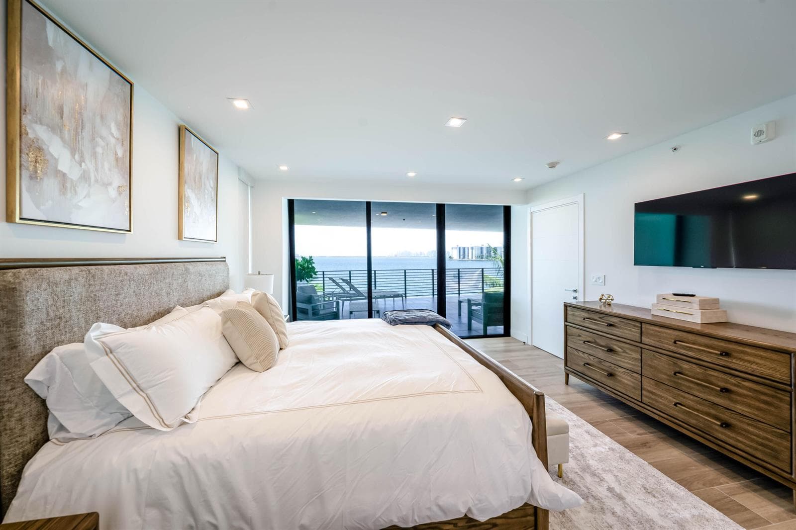 1930 Bay Drive, Miami Beach FL 33141 — 22