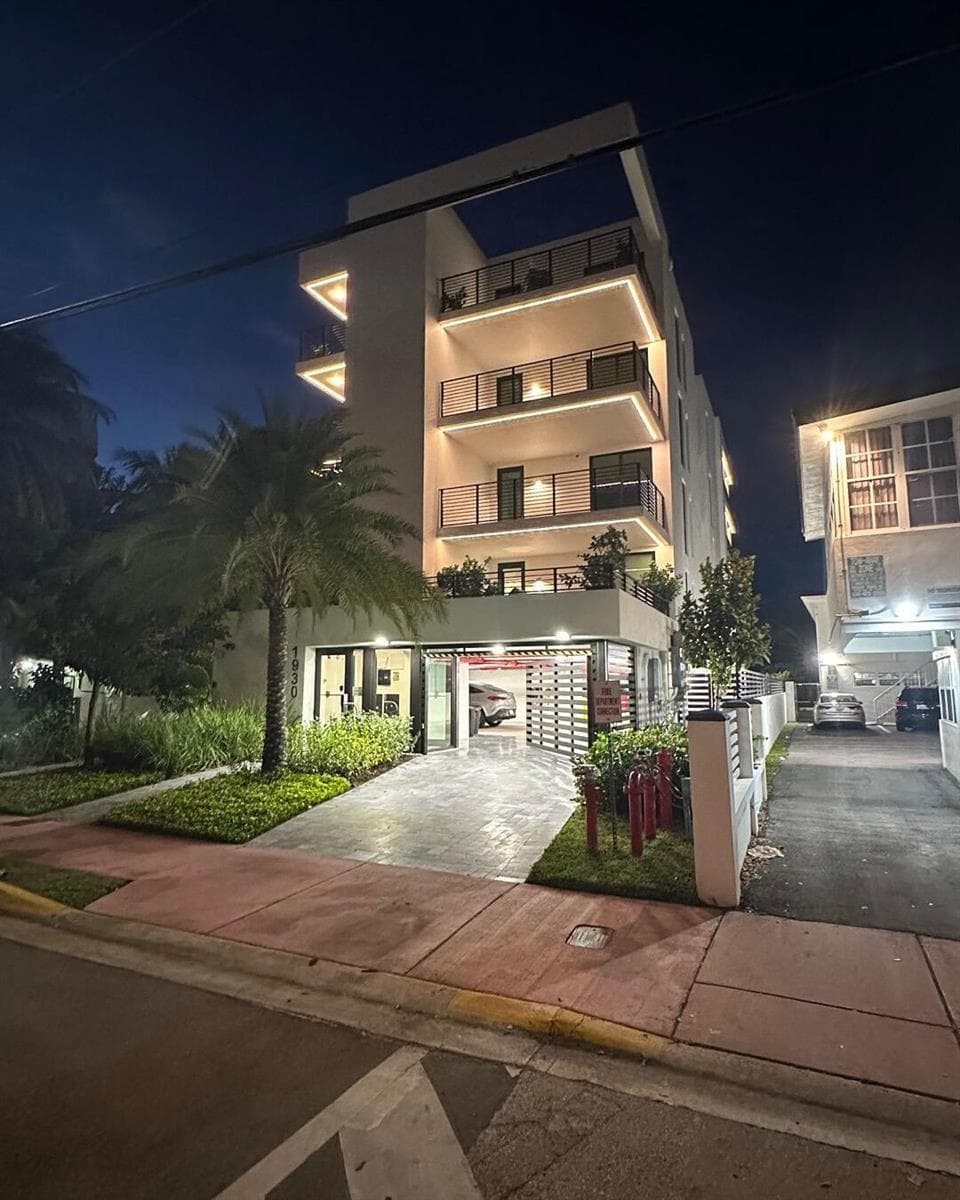 1930 Bay Drive, Miami Beach FL 33141 — 3