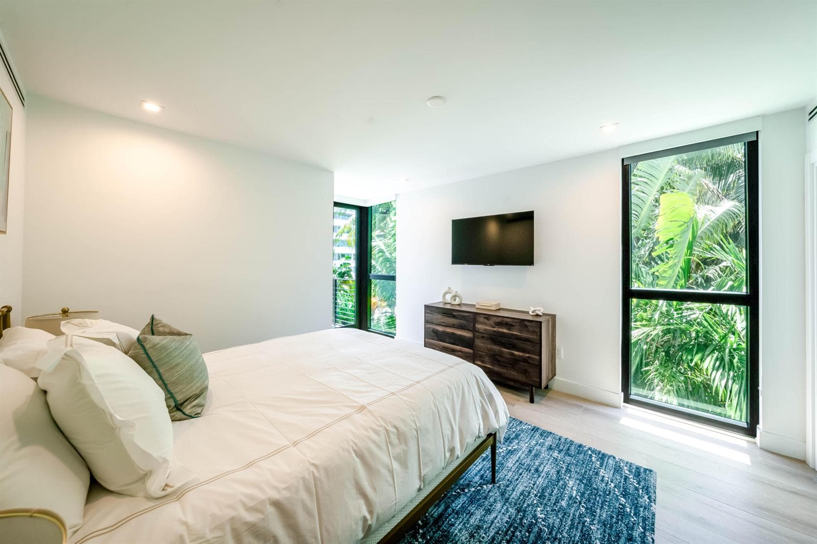 1930 Bay Drive, Miami Beach FL 33141 — 28