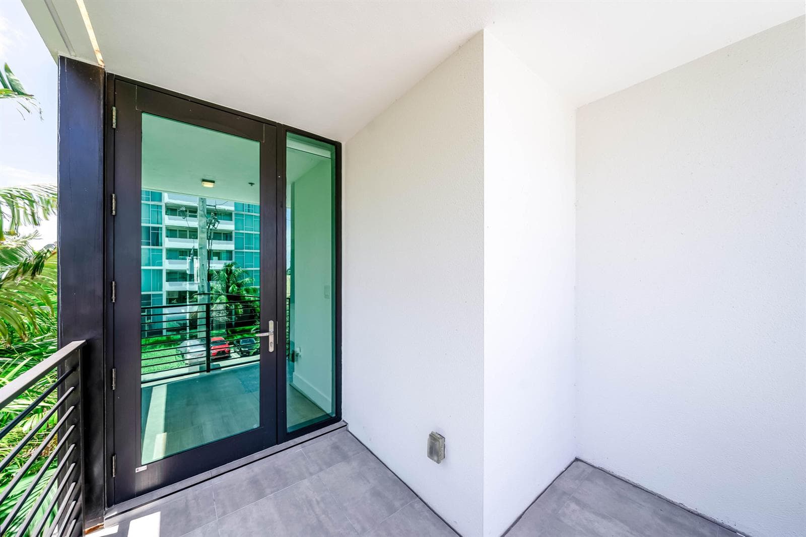 1930 Bay Drive, Miami Beach FL 33141 — 41