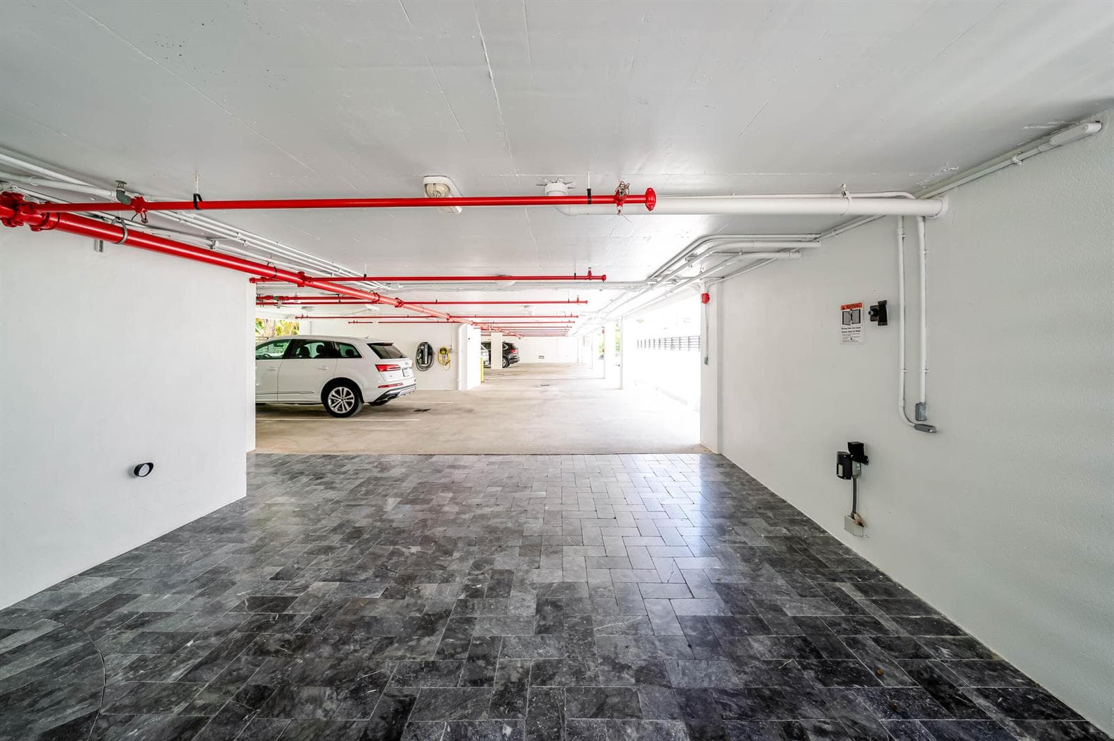 1930 Bay Drive, Miami Beach FL 33141 — 51