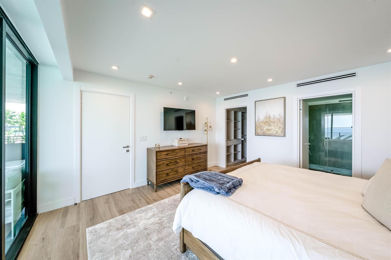 1930 Bay Drive, Miami Beach FL 33141 — 19