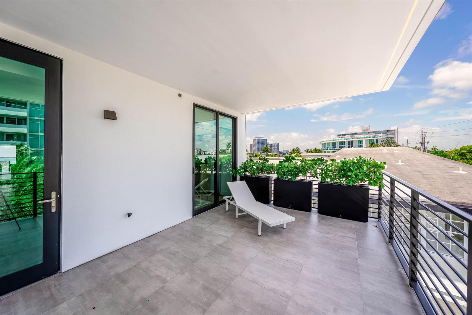 1930 Bay Drive, Miami Beach FL 33141 — 39