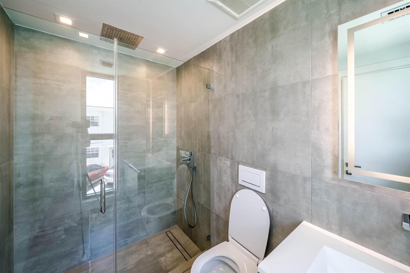 1930 Bay Drive, Miami Beach FL 33141 — 60