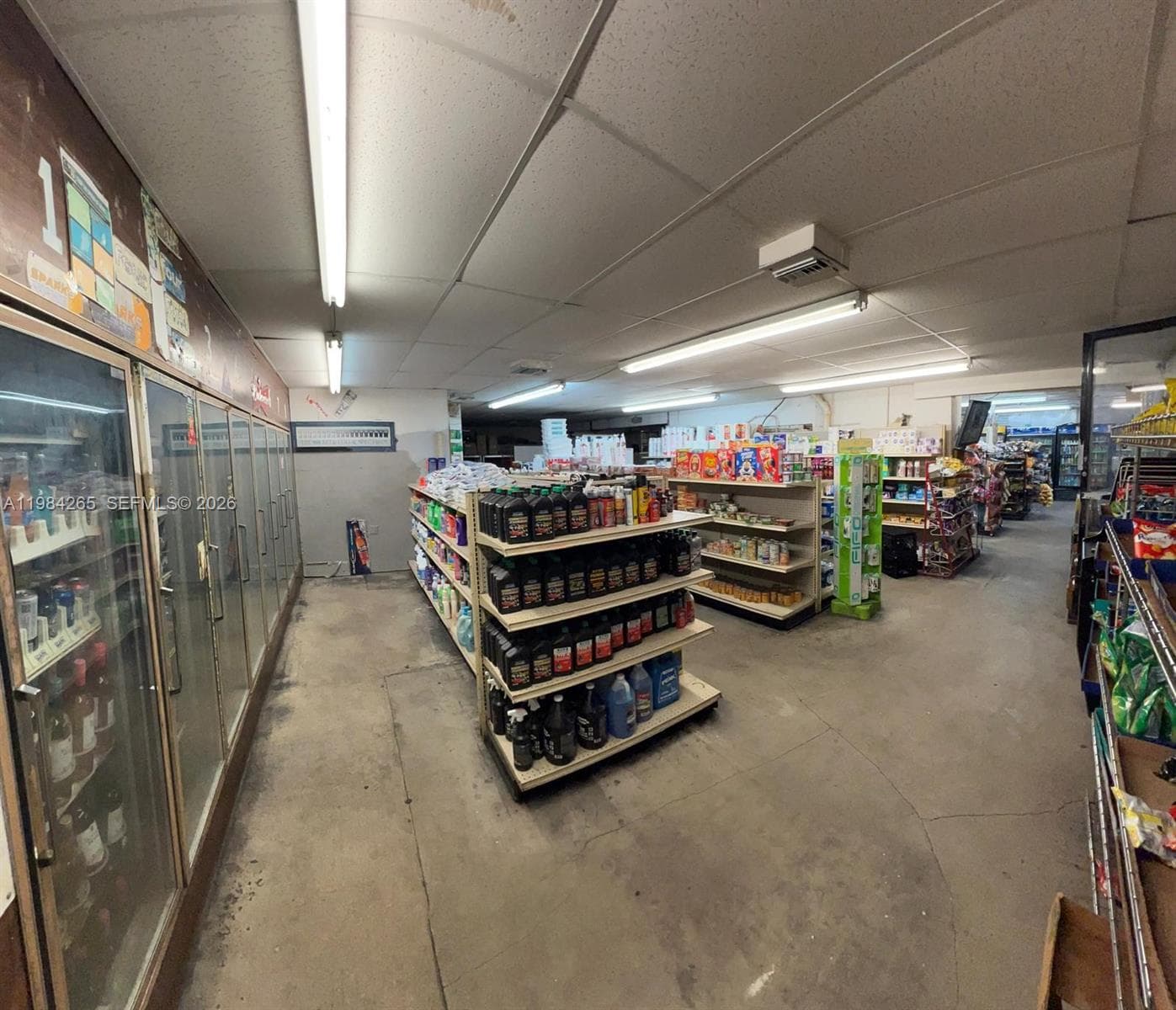 1186 NW 103rd St, Miami FL 33150 — 6