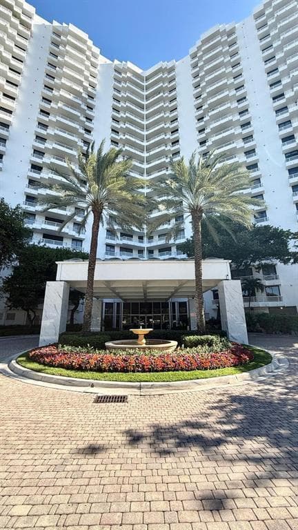 3300 NE 192 Street # 1901, Aventura FL 33180 — 1