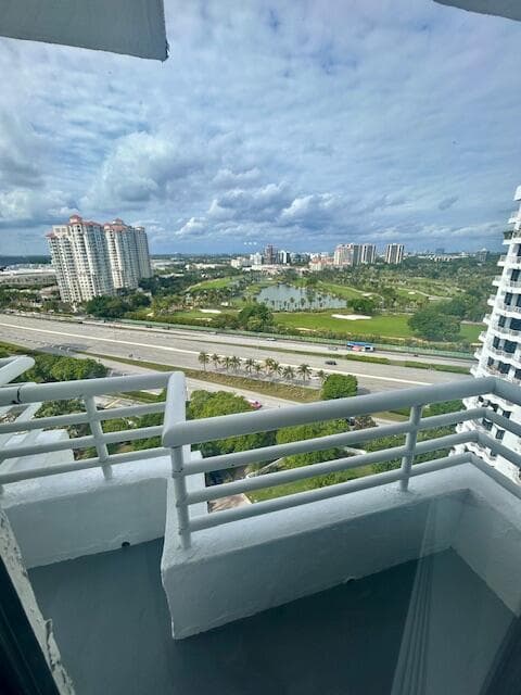 3300 NE 192 Street # 1901, Aventura FL 33180 — 38