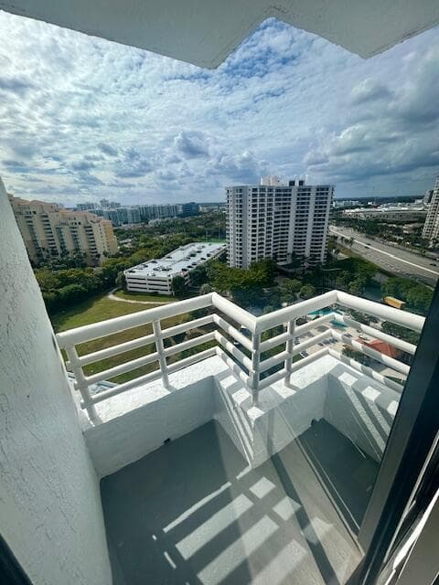 3300 NE 192 Street # 1901, Aventura FL 33180 — 35