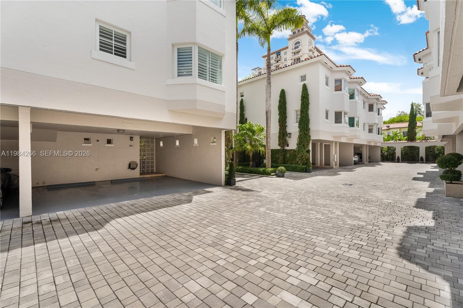 261 Navarre Ave # 1, Coral Gables FL 33134 — 2