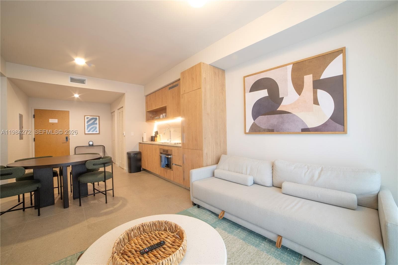 11 NE 6TH # 1403, Miami FL 33132 — 5