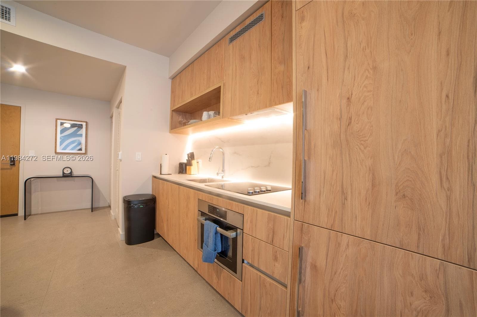 11 NE 6TH # 1403, Miami FL 33132 — 4