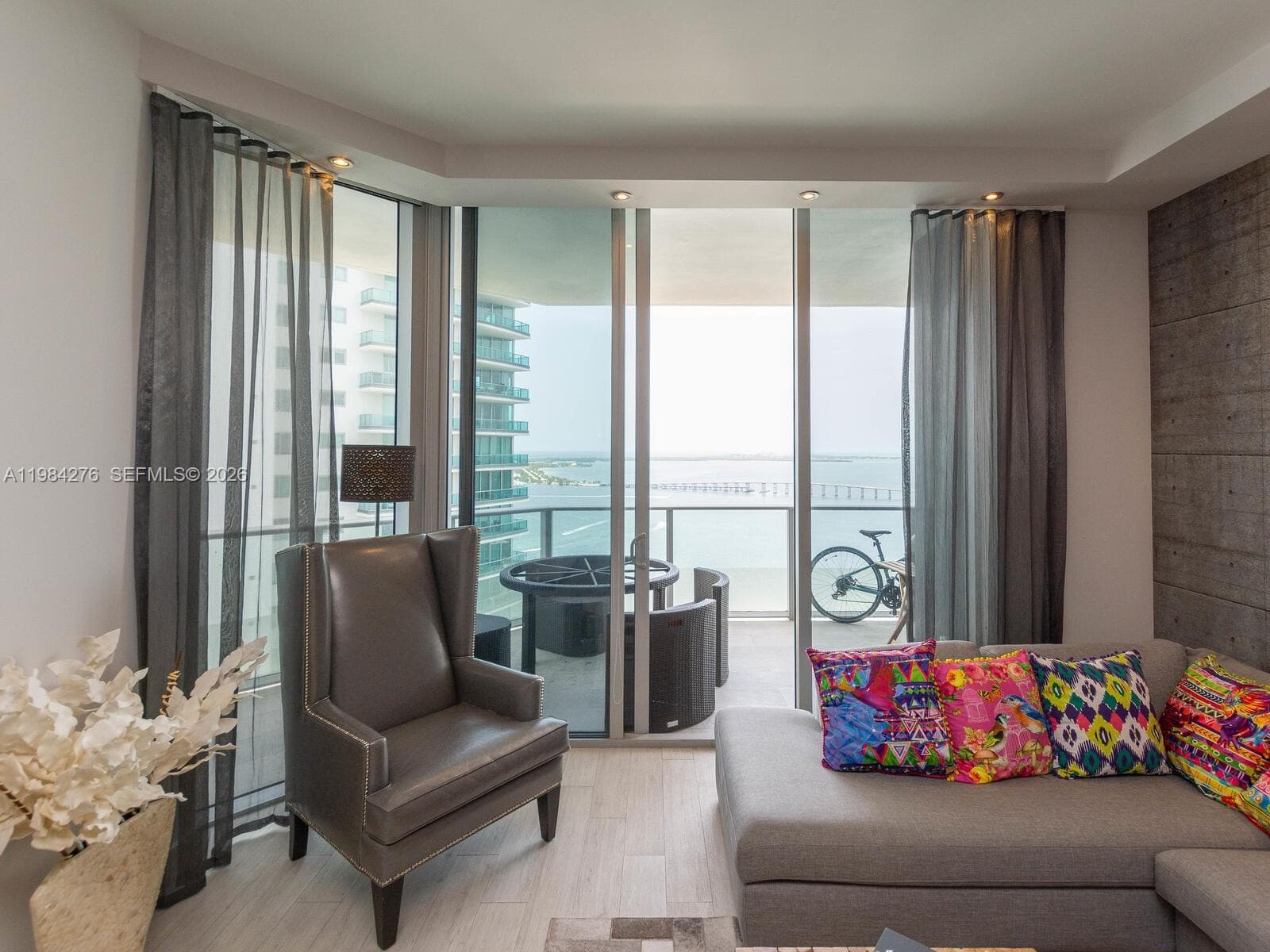 1300 Brickell Bay Dr # 3804, Miami FL 33131 — 10