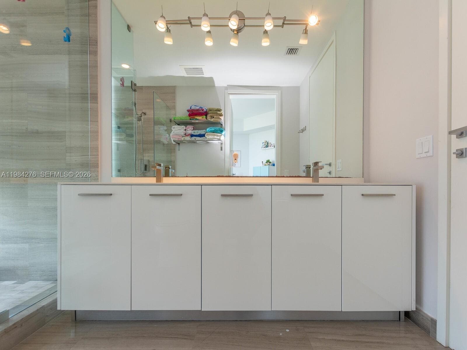 1300 Brickell Bay Dr # 3804, Miami FL 33131 — 50
