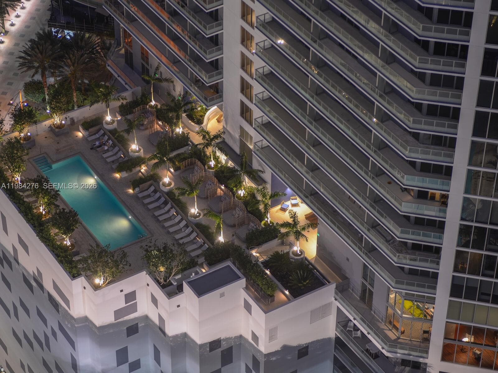 1300 Brickell Bay Dr # 3804, Miami FL 33131 — 68