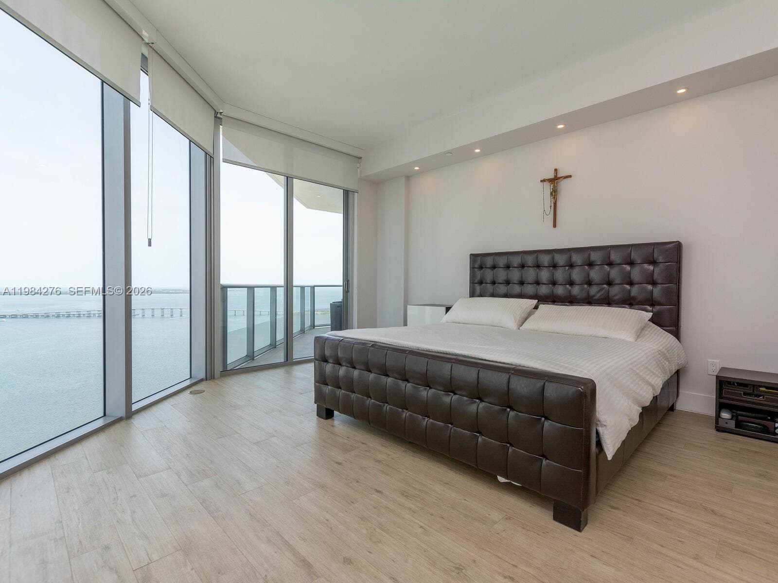 1300 Brickell Bay Dr # 3804, Miami FL 33131 — 35