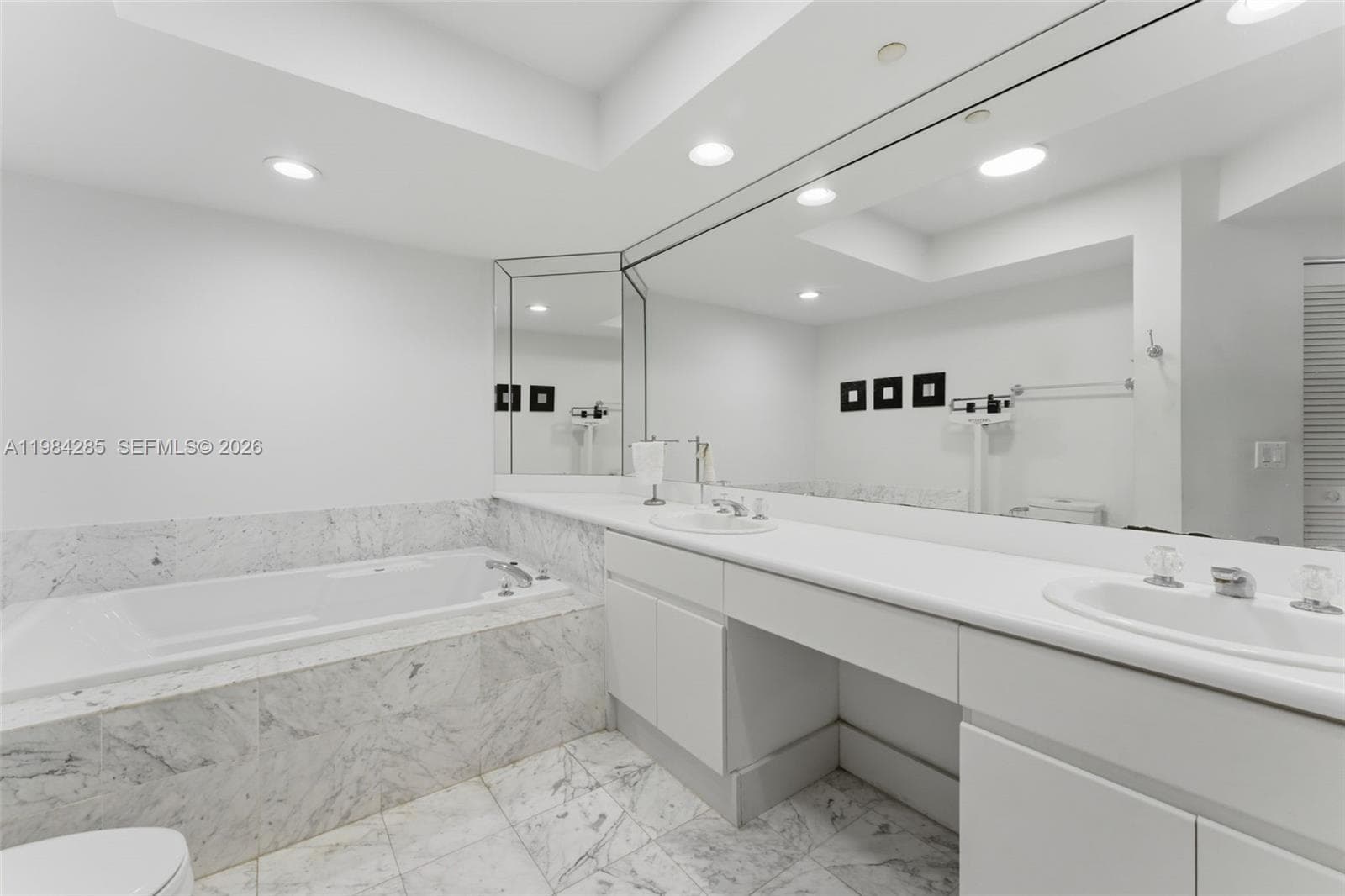 16400 Collins Ave # 544, Sunny Isles Beach FL 33160 — 22