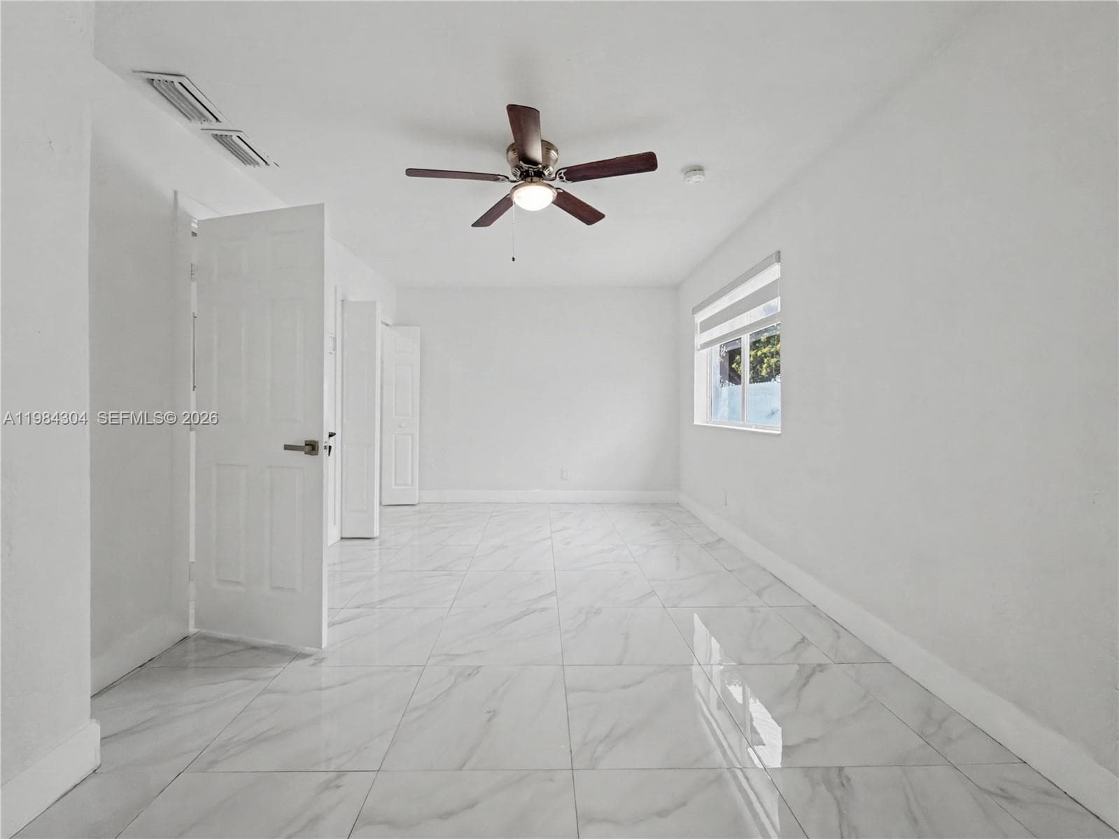 660 S Biscayne River Dr, Miami FL 33169 — 34
